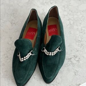 Vintage Green Suede Women's Shoes with Rhinestone Chain